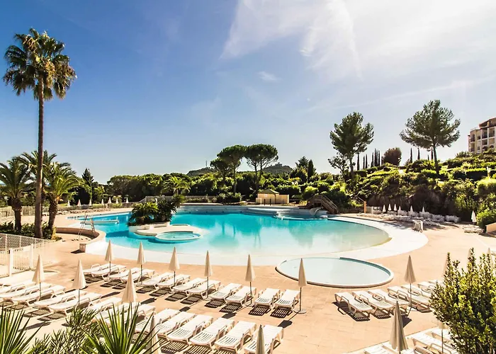 Appartement Cap Esterel: 2 Pièces Climatisé Avec Parking Et Accès Piscine - Fr-1-504-693 Saint-Raphaël